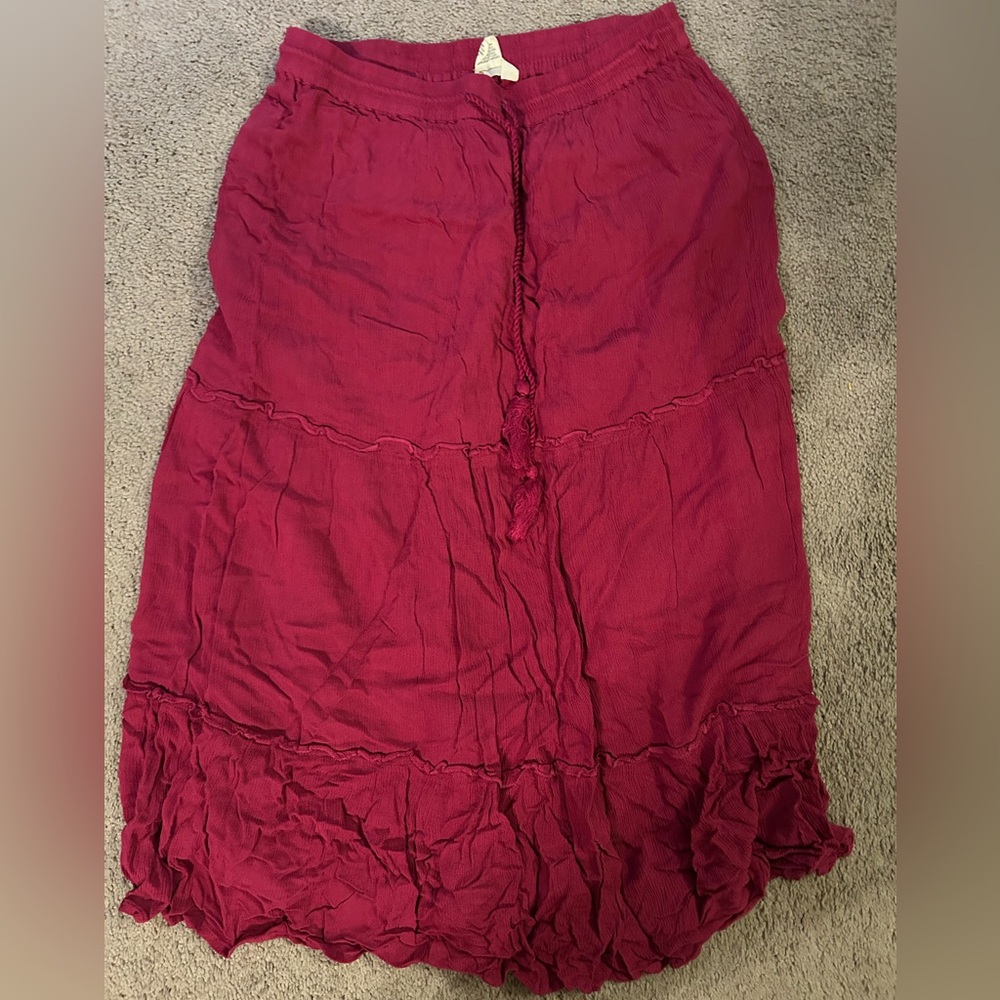 Gypsie blu maxi skirt size L. Never worn.